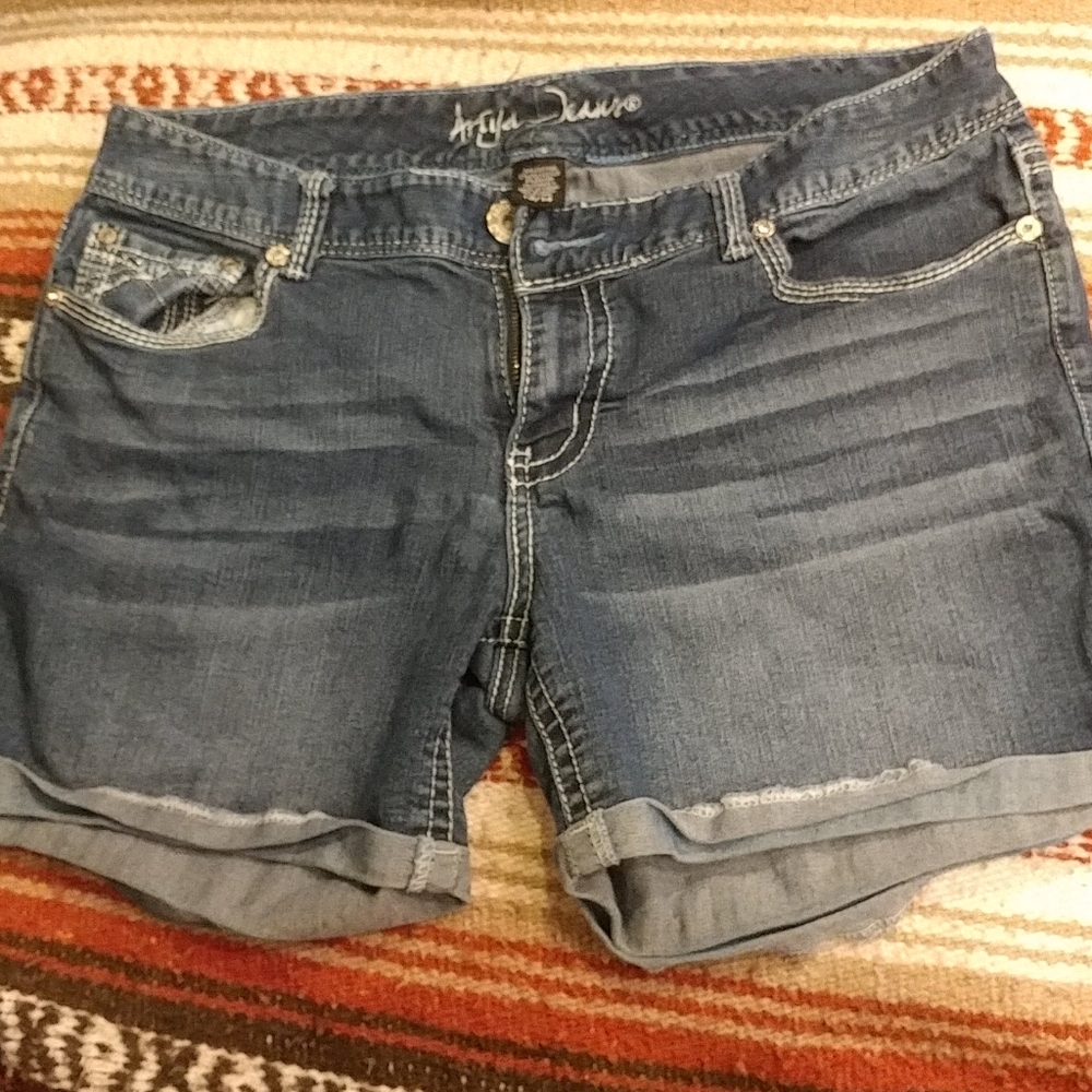 Ariya Denim Jeans Shorts 13/14